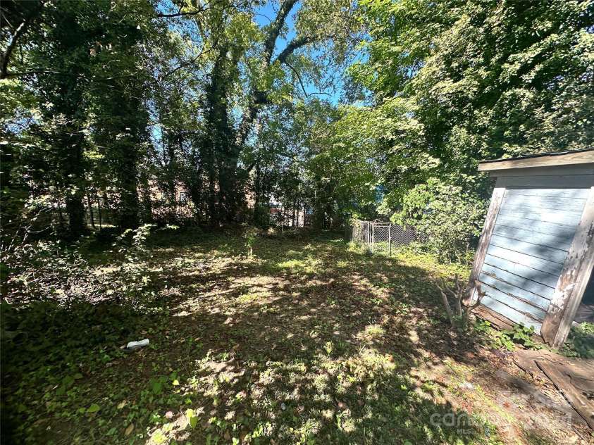 1115 Harrill Street, Charlotte, NC 28205.  MLS# CAR4194891, YatesRealty ID 146. 