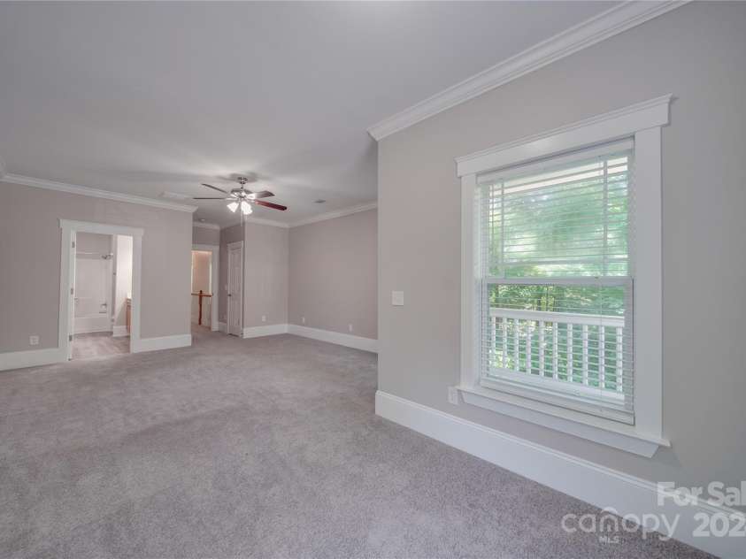 3921 Sky Drive, Charlotte, NC 28226.  MLS# CAR4151615, YatesRealty ID 14600. 