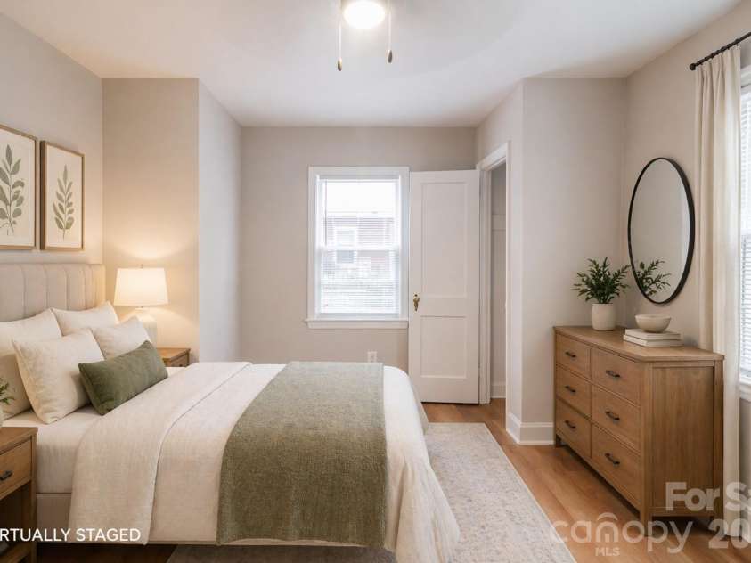 3037 Marlowe Avenue, Charlotte, NC 28208.  MLS# CAR4372472, YatesRealty ID 14601. VIRTUAL STAGING