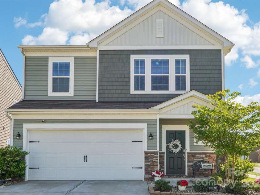 6878 Spring Peeper Lane, Lancaster, SC 29720.  MLS# CAR4252933, YatesRealty ID 14603. Welcome Home!