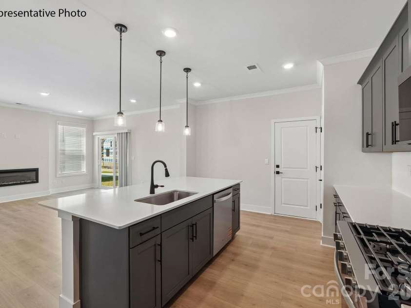 9332 Carver Avenue, Huntersville, NC 28078.  MLS# CAR4361158, YatesRealty ID 14603. 