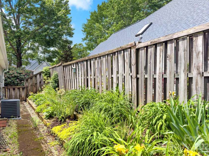 25 Village Parkway, Black Mountain, NC 28711.  MLS# CAR4237392, YatesRealty ID 14605. 