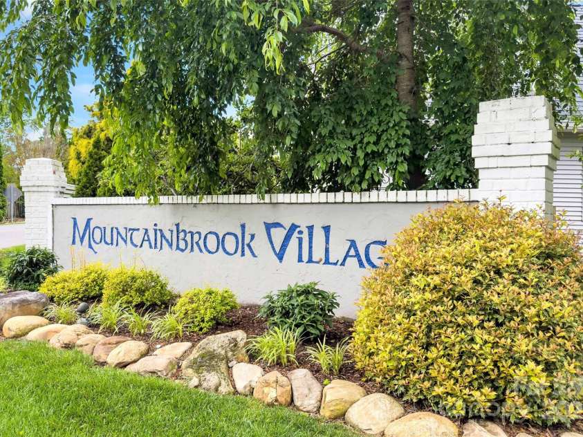 25 Village Parkway, Black Mountain, NC 28711.  MLS# CAR4237392, YatesRealty ID 14605. 