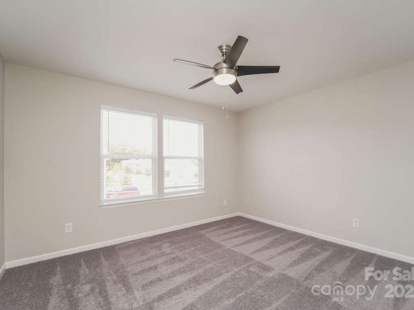 9127 Colwick Hill Lane, Charlotte, NC 28215.  MLS# CAR4253184, YatesRealty ID 14607. 