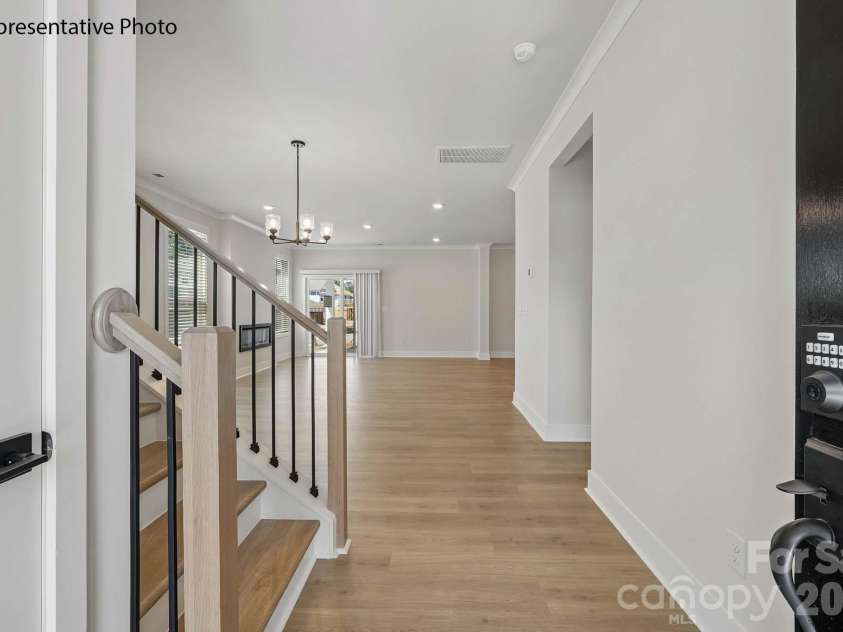 9303 Carver Avenue, Huntersville, NC 28078.  MLS# CAR4338041, YatesRealty ID 14607. 