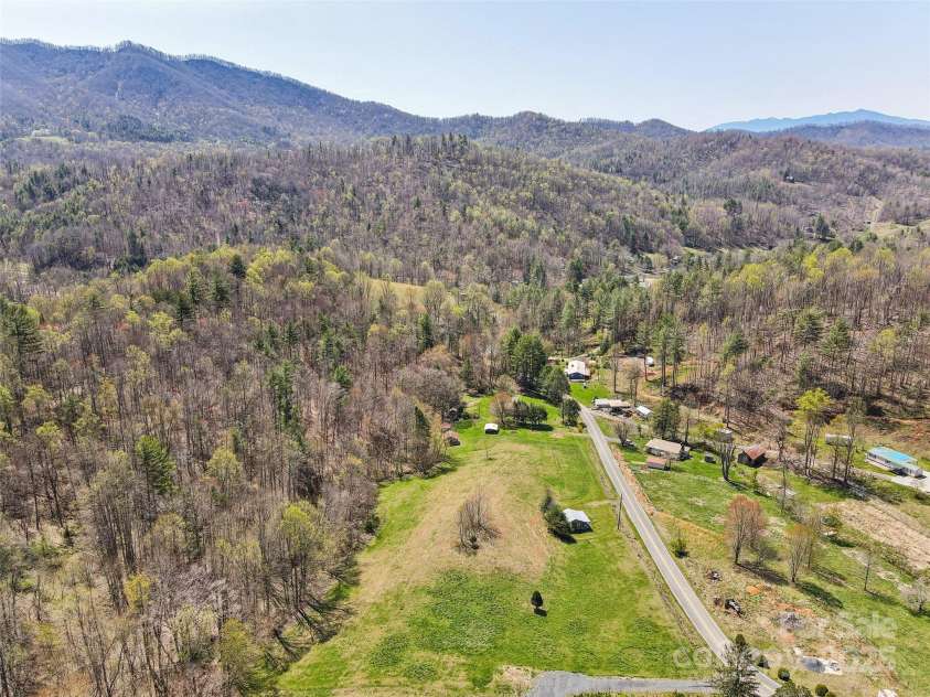 1285 Sandy Branch Road, Bakersville, NC 28705.  MLS# CAR4246881, YatesRealty ID 14608. 