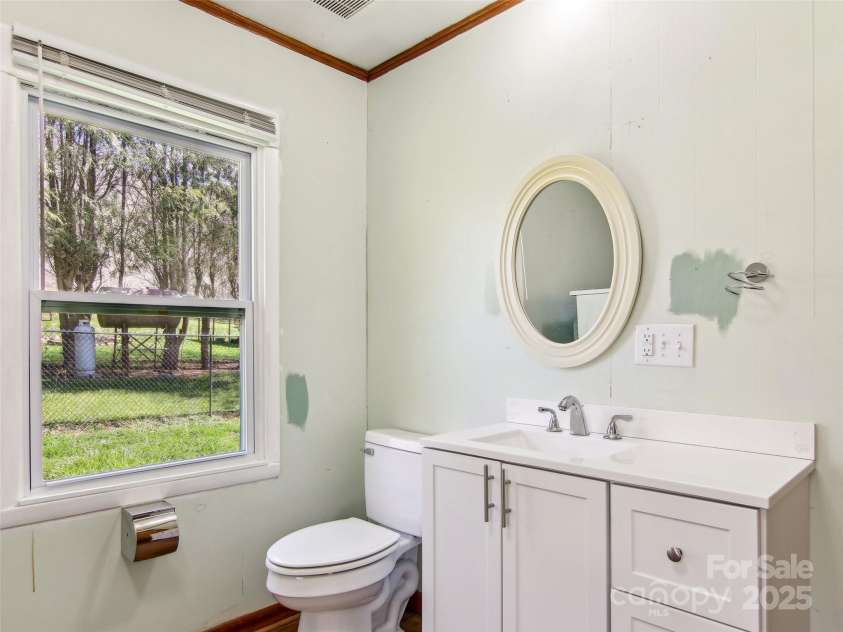 1285 Sandy Branch Road, Bakersville, NC 28705.  MLS# CAR4246881, YatesRealty ID 14608. 