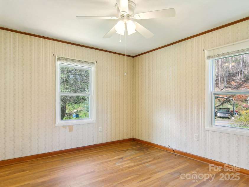 1285 Sandy Branch Road, Bakersville, NC 28705.  MLS# CAR4246881, YatesRealty ID 14608. 