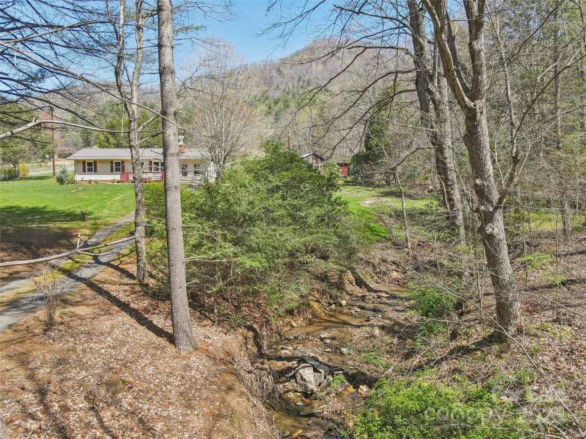 1285 Sandy Branch Road, Bakersville, NC 28705.  MLS# CAR4246881, YatesRealty ID 14608. 