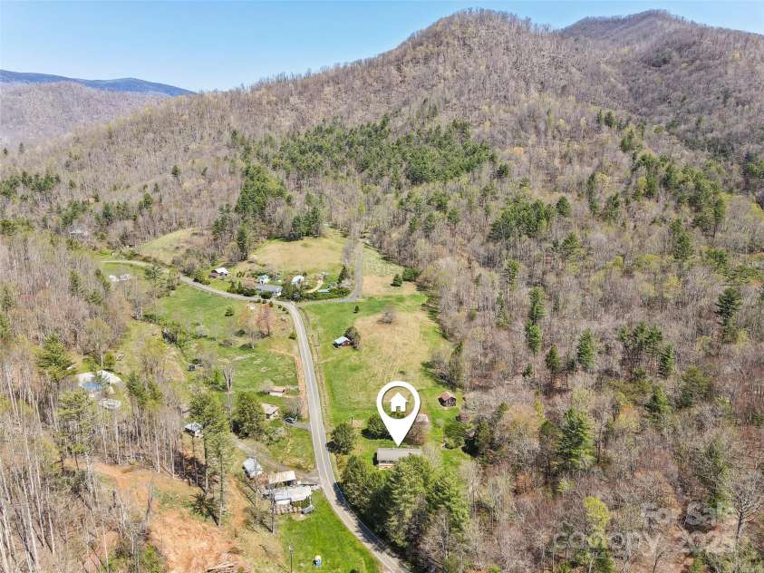 1285 Sandy Branch Road, Bakersville, NC 28705.  MLS# CAR4246881, YatesRealty ID 14608. 