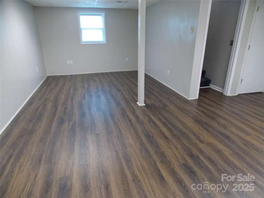 3289 Capital Court, Lenoir, NC 28645.  MLS# CAR4198542, YatesRealty ID 14609. 