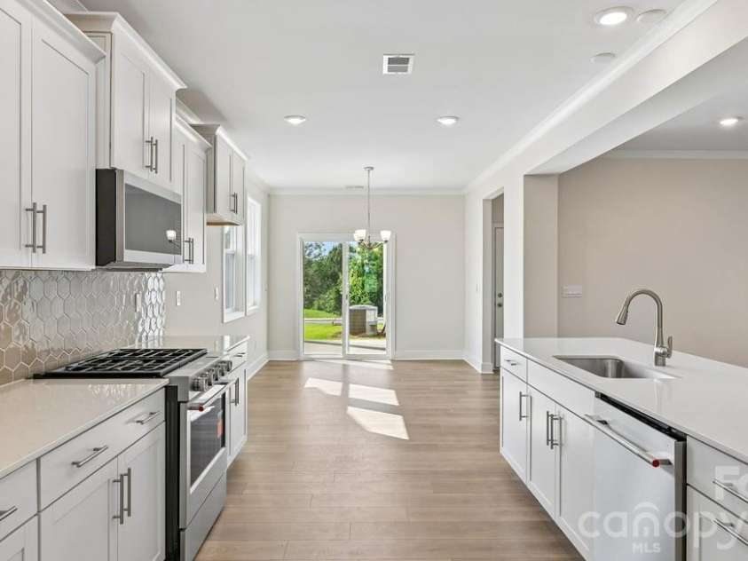 9315 Carver Avenue, Huntersville, NC 28078.  MLS# CAR4361111, YatesRealty ID 14609. 