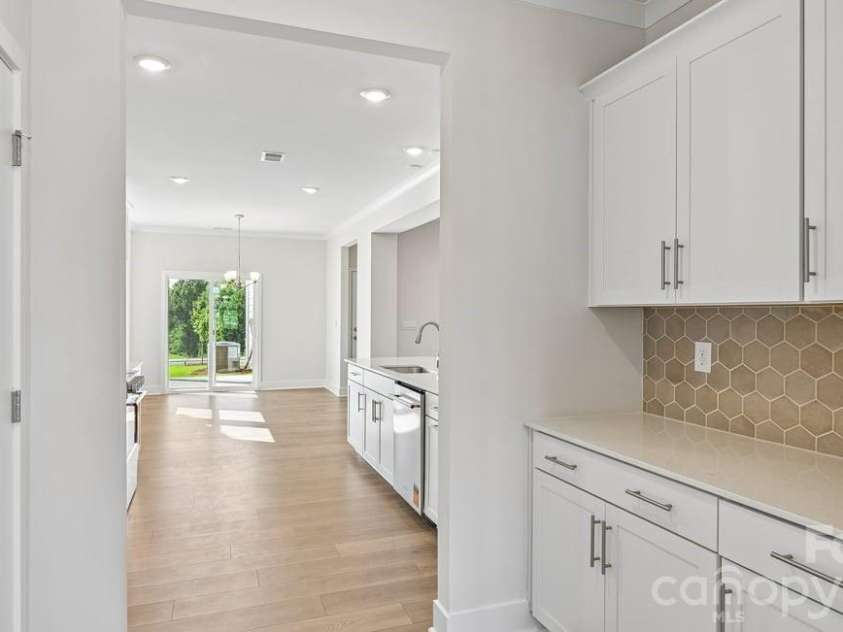 9315 Carver Avenue, Huntersville, NC 28078.  MLS# CAR4361111, YatesRealty ID 14609. 
