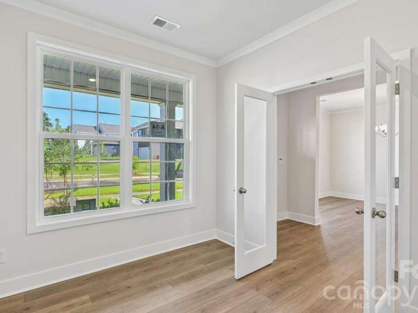 9315 Carver Avenue, Huntersville, NC 28078.  MLS# CAR4361111, YatesRealty ID 14609. 