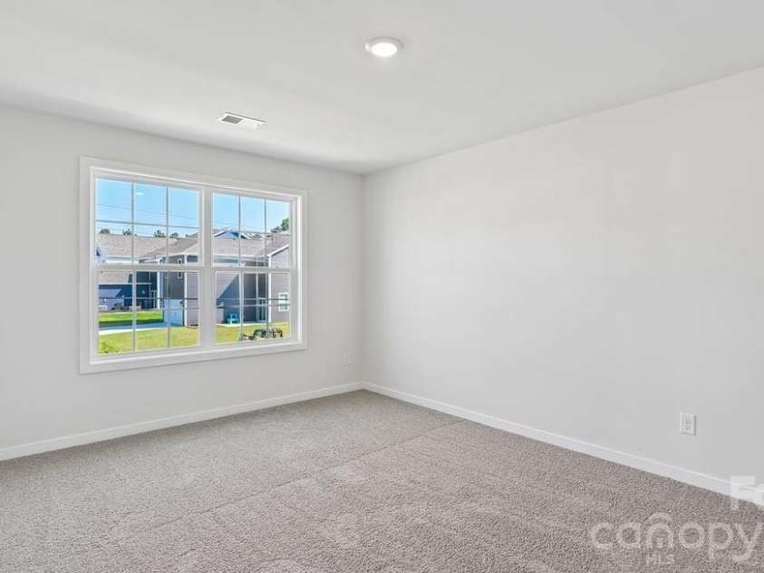 9315 Carver Avenue, Huntersville, NC 28078.  MLS# CAR4361111, YatesRealty ID 14609. 