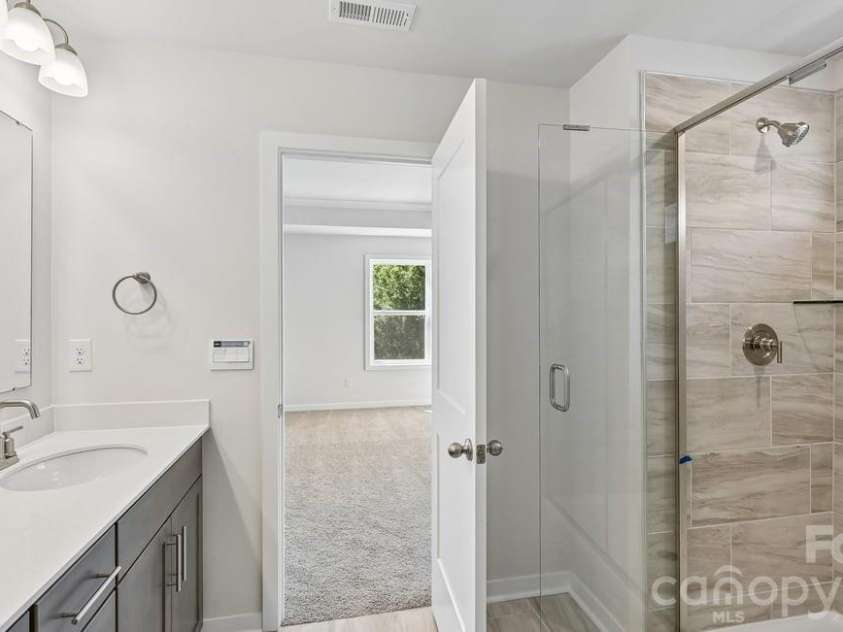 9315 Carver Avenue, Huntersville, NC 28078.  MLS# CAR4361111, YatesRealty ID 14609. 