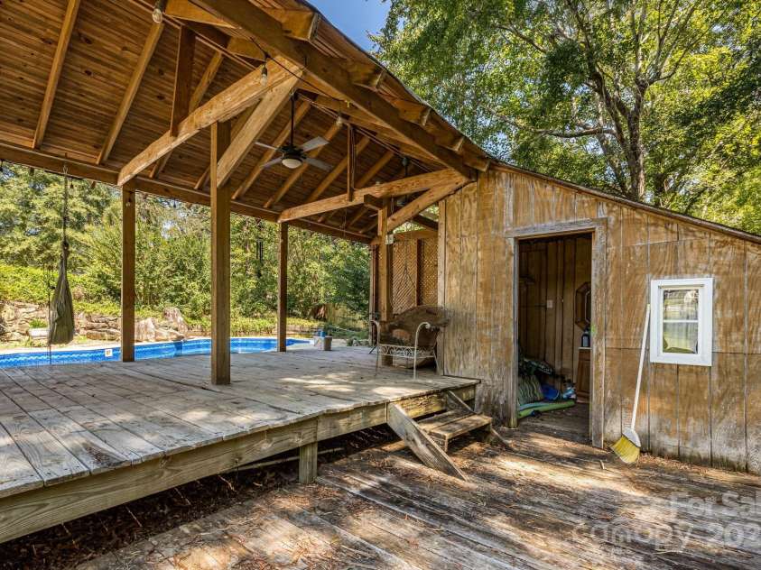 110 Ritchie Drive, Shelby, NC 28152.  MLS# CAR4304548, YatesRealty ID 1461. 