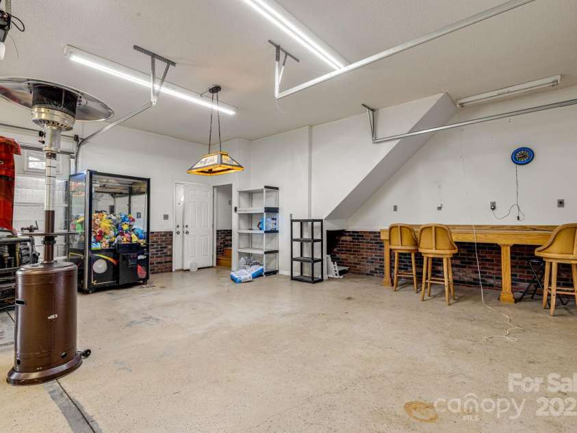 110 Ritchie Drive, Shelby, NC 28152.  MLS# CAR4304548, YatesRealty ID 1461. 