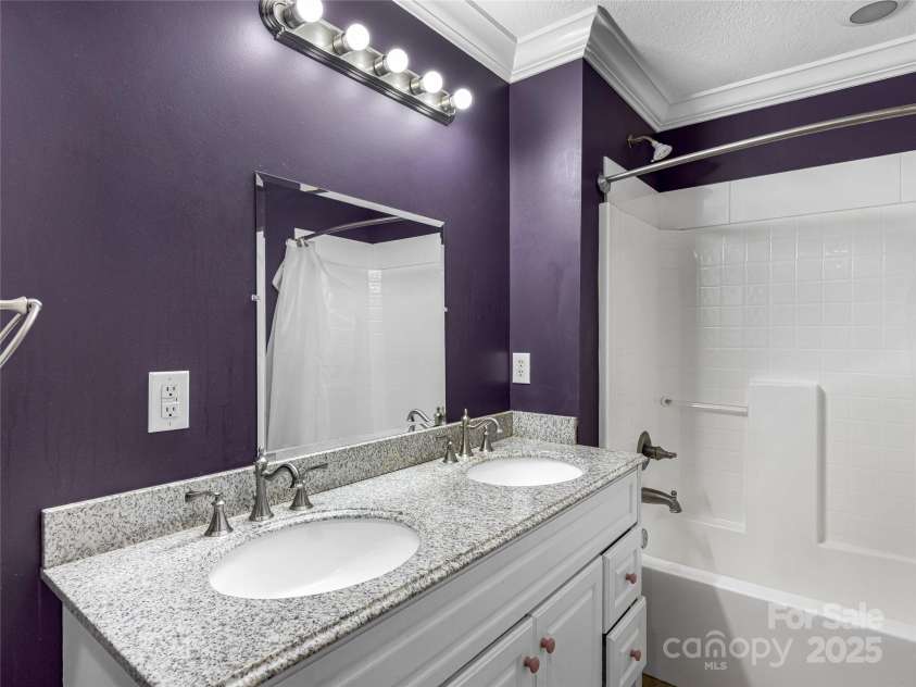 74 Solar Lane, Hendersonville, NC 28739.  MLS# CAR4250537, YatesRealty ID 14610. 