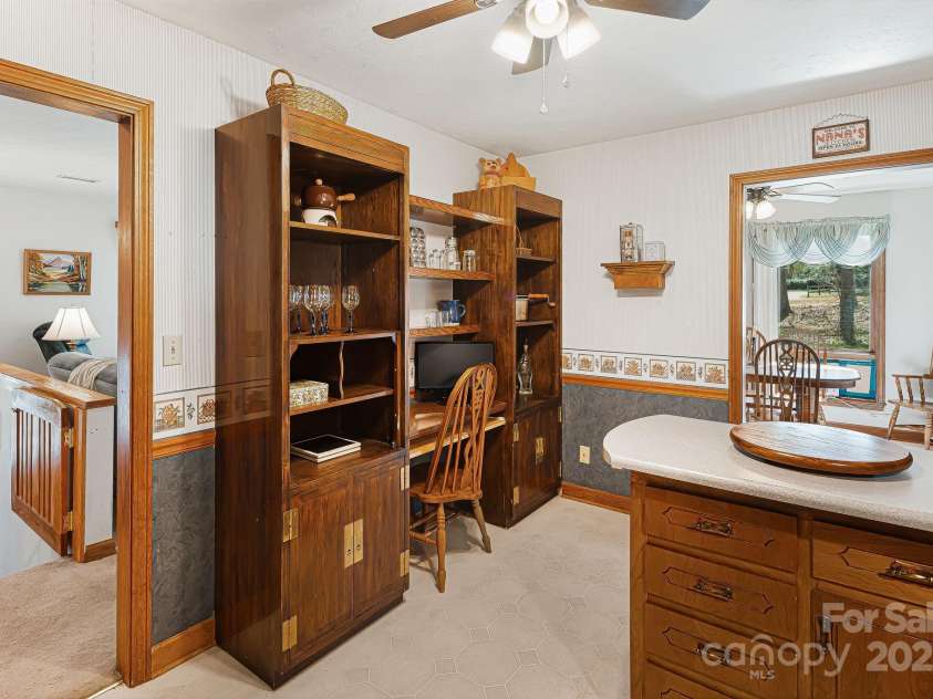 2221 Old Kanuga Road, Hendersonville, NC 28739.  MLS# CAR4242530, YatesRealty ID 14612. 