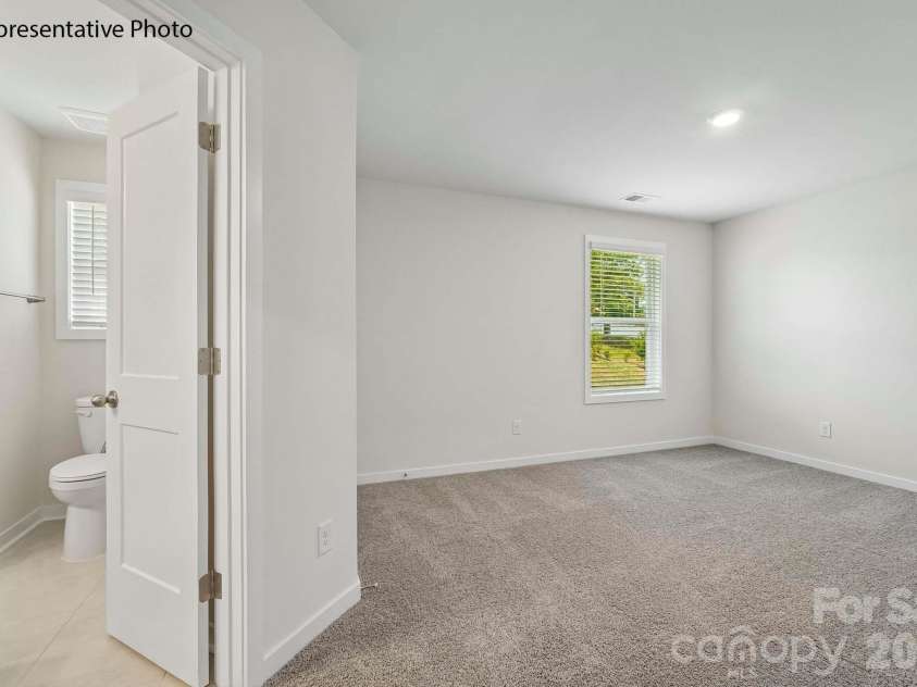 7313 Butternut Oak Terrace, Huntersville, NC 28078.  MLS# CAR4351796, YatesRealty ID 14613. 