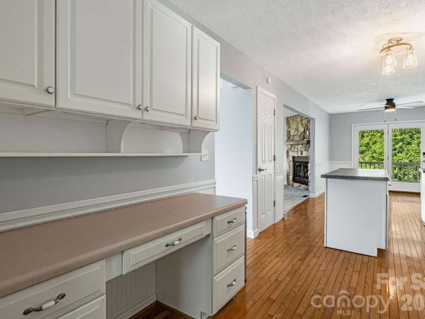 95 Friendship Road, Burnsville, NC 28714.  MLS# CAR4358754, YatesRealty ID 14615. 