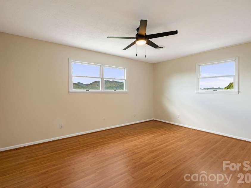 95 Friendship Road, Burnsville, NC 28714.  MLS# CAR4358754, YatesRealty ID 14615. 