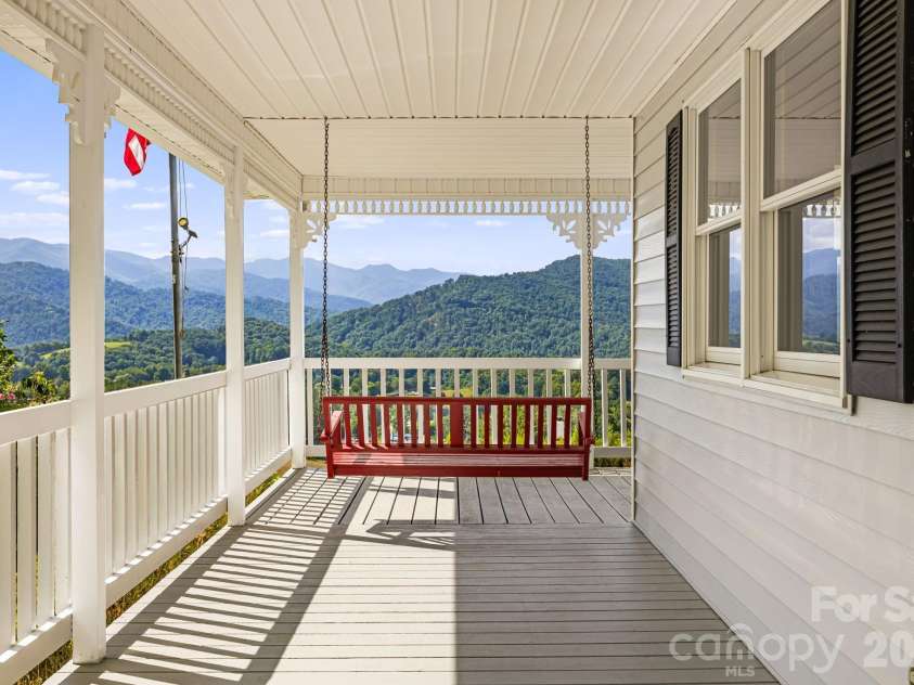 95 Friendship Road, Burnsville, NC 28714.  MLS# CAR4358754, YatesRealty ID 14615. 