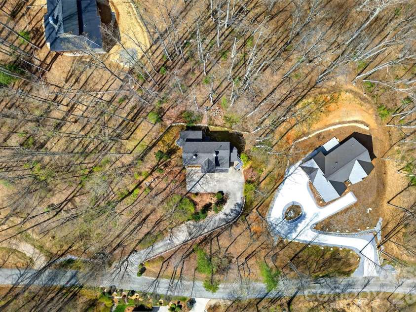 525 Blue Ridge Drive, Marion, NC 28752.  MLS# CAR4362278, YatesRealty ID 14616. 