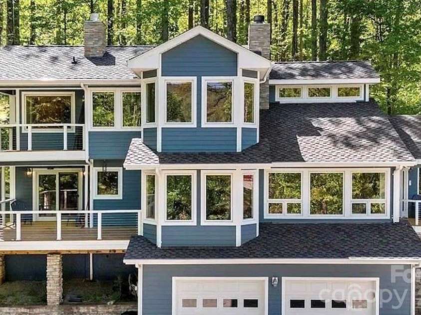 525 Blue Ridge Drive, Marion, NC 28752.  MLS# CAR4362278, YatesRealty ID 14616. 