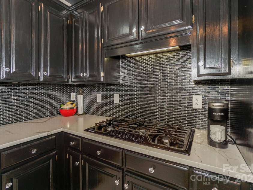 3119 Castlemaine Drive, Charlotte, NC 28269.  MLS# CAR4249186, YatesRealty ID 14617. 