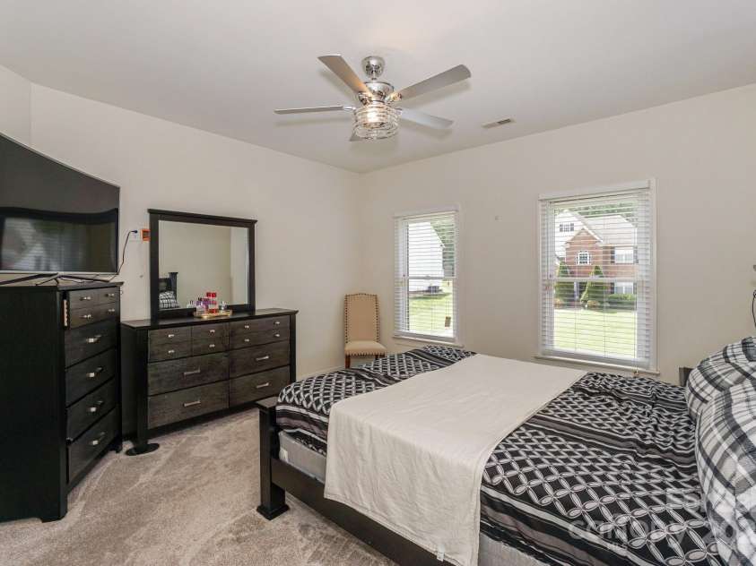 3119 Castlemaine Drive, Charlotte, NC 28269.  MLS# CAR4249186, YatesRealty ID 14617. Second Bedroom