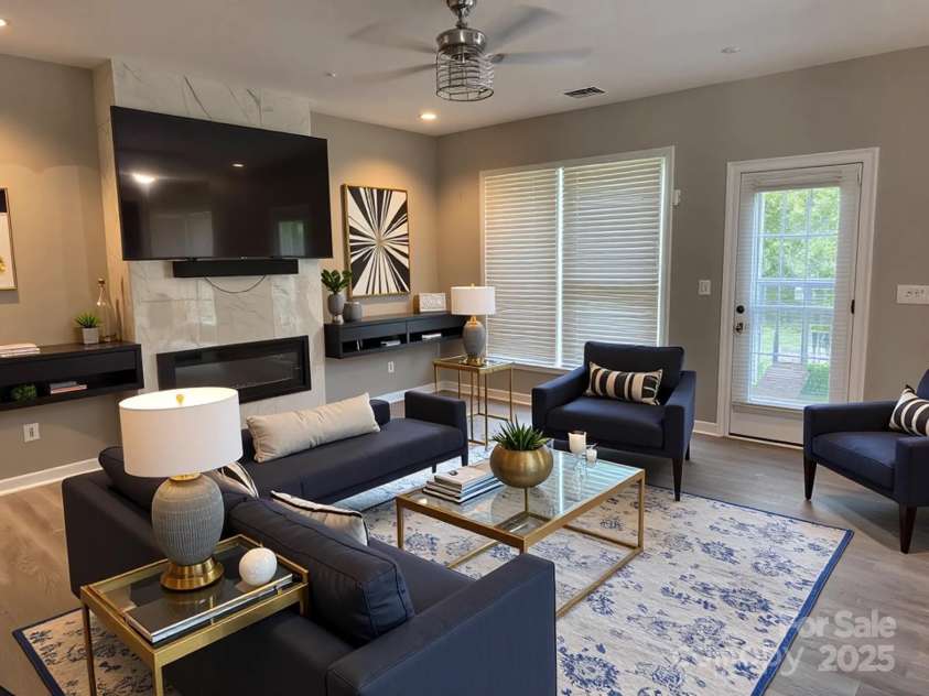 3119 Castlemaine Drive, Charlotte, NC 28269.  MLS# CAR4322294, YatesRealty ID 14617. Living Room