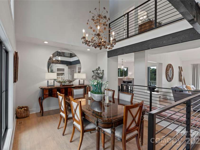 4039 5th Street, Hickory, NC 28601.  MLS# CAR4247859, YatesRealty ID 14618. 