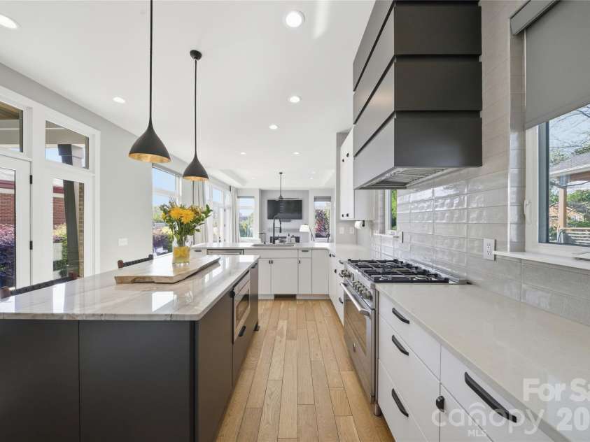 1505 Parson Street, Charlotte, NC 28205.  MLS# CAR4369248, YatesRealty ID 14619. 