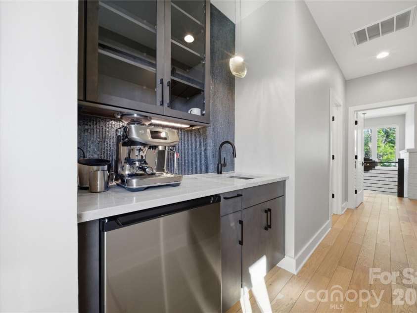 1505 Parson Street, Charlotte, NC 28205.  MLS# CAR4369248, YatesRealty ID 14619. 