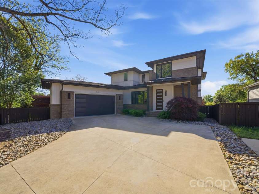 1505 Parson Street, Charlotte, NC 28205.  MLS# CAR4369248, YatesRealty ID 14619. 