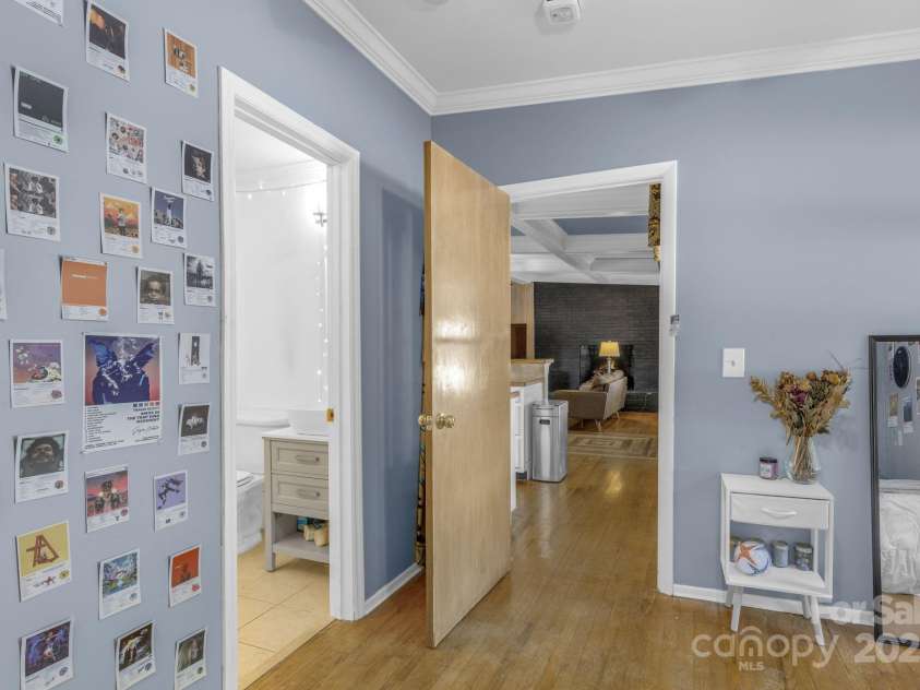 10 Scout Road, Greenville, SC 29611.  MLS# CAR4318926, YatesRealty ID 1462. 