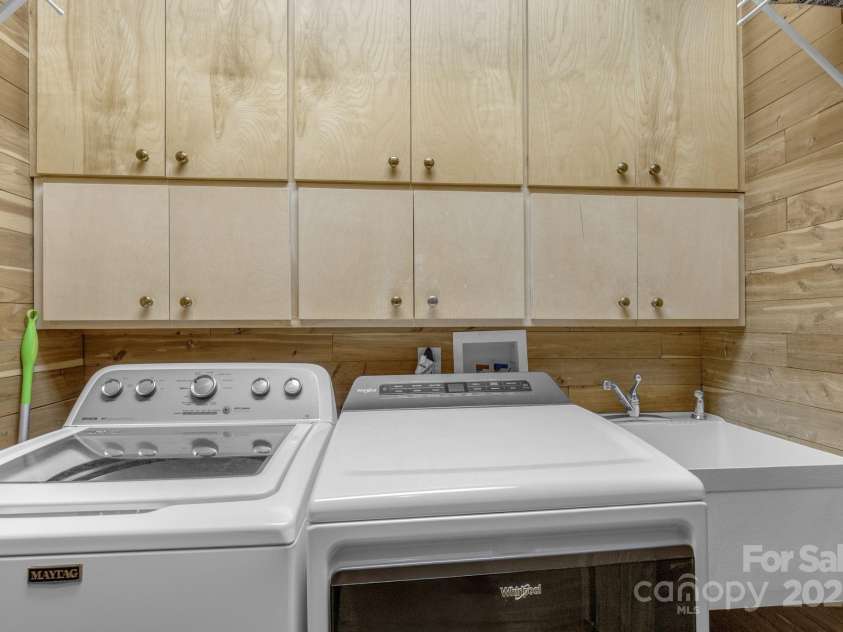 10 Scout Road, Greenville, SC 29611.  MLS# CAR4318926, YatesRealty ID 1462. 