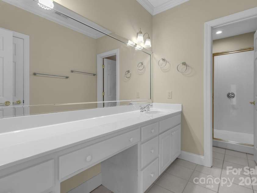 10 Scout Road, Greenville, SC 29611.  MLS# CAR4318926, YatesRealty ID 1462. 