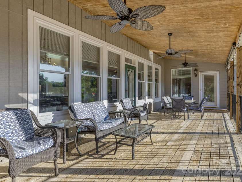 10 Scout Road, Greenville, SC 29611.  MLS# CAR4318926, YatesRealty ID 1462. 