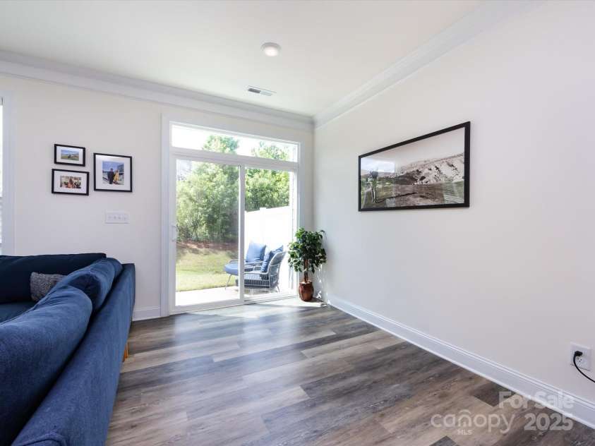 2141 Bexar Trail, Matthews, NC 28105.  MLS# CAR4255990, YatesRealty ID 14621. 
