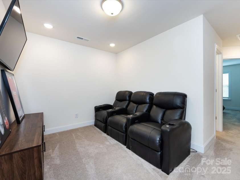 2141 Bexar Trail, Matthews, NC 28105.  MLS# CAR4255990, YatesRealty ID 14621. Loft area/Flex space