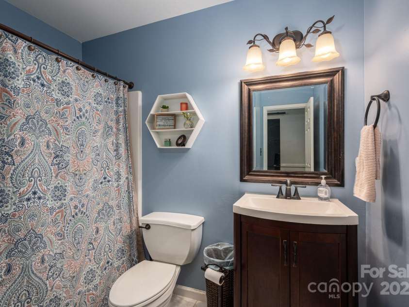 1774 Smyrna Lane, Catawba, NC 28609.  MLS# CAR4257675, YatesRealty ID 14624. Full Bathroom