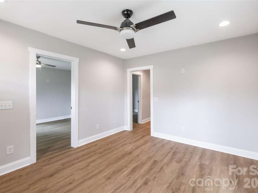 603 Hogan Farm Road, Seagrove, NC 27341.  MLS# CAR4372827, YatesRealty ID 14624. 