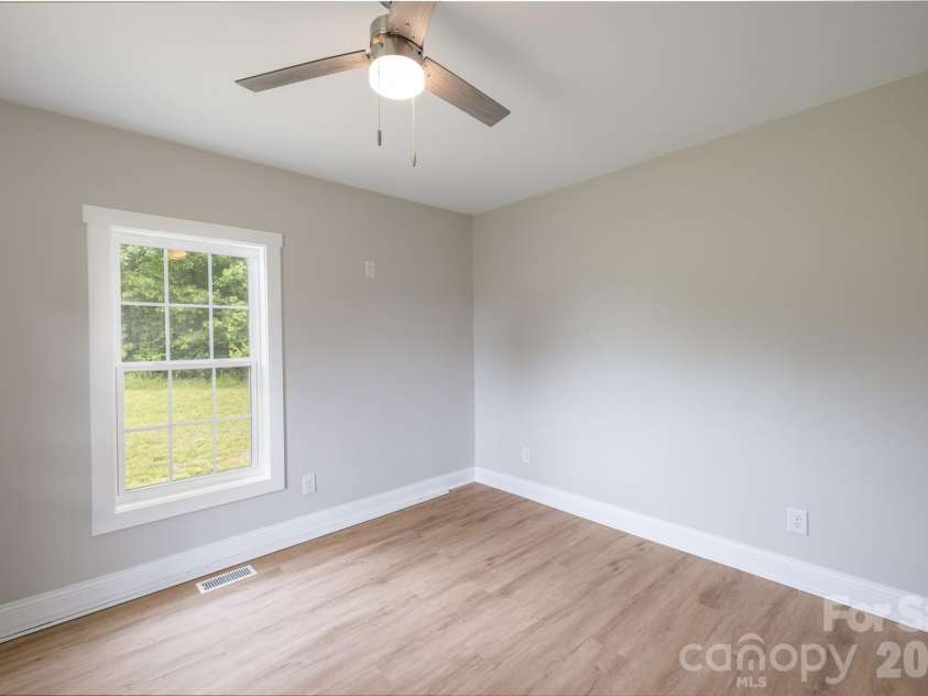 603 Hogan Farm Road, Seagrove, NC 27341.  MLS# CAR4372827, YatesRealty ID 14624. 