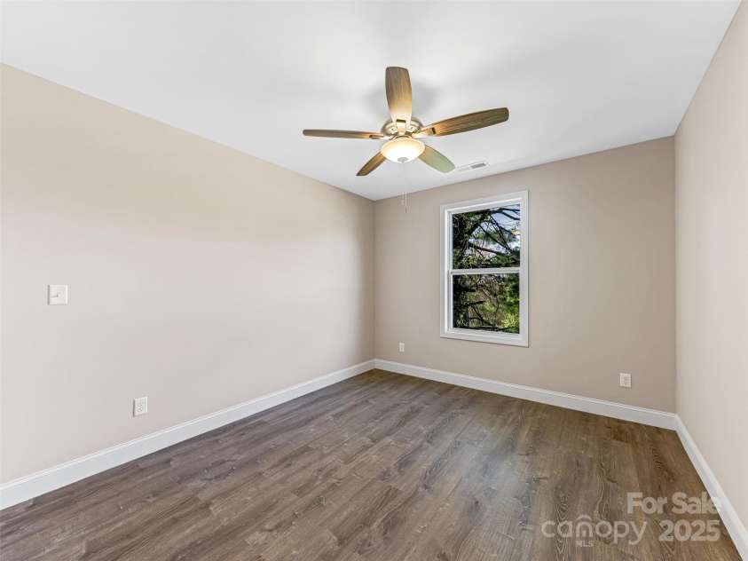 95 Eastabrook Avenue, Brevard, NC 28712.  MLS# CAR4206882, YatesRealty ID 14625. 