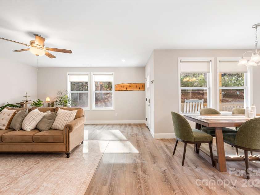 95 Eastabrook Avenue, Brevard, NC 28712.  MLS# CAR4332196, YatesRealty ID 14625. 