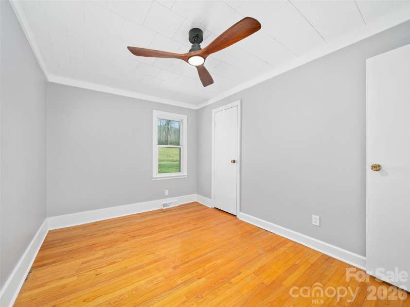 58 Possum Trot Road, Bakersville, NC 28705.  MLS# CAR4371183, YatesRealty ID 14626. 