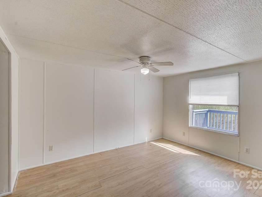 6 & 10 Lands End Drive, Candler, NC 28715.  MLS# CAR4242356, YatesRealty ID 14627. 